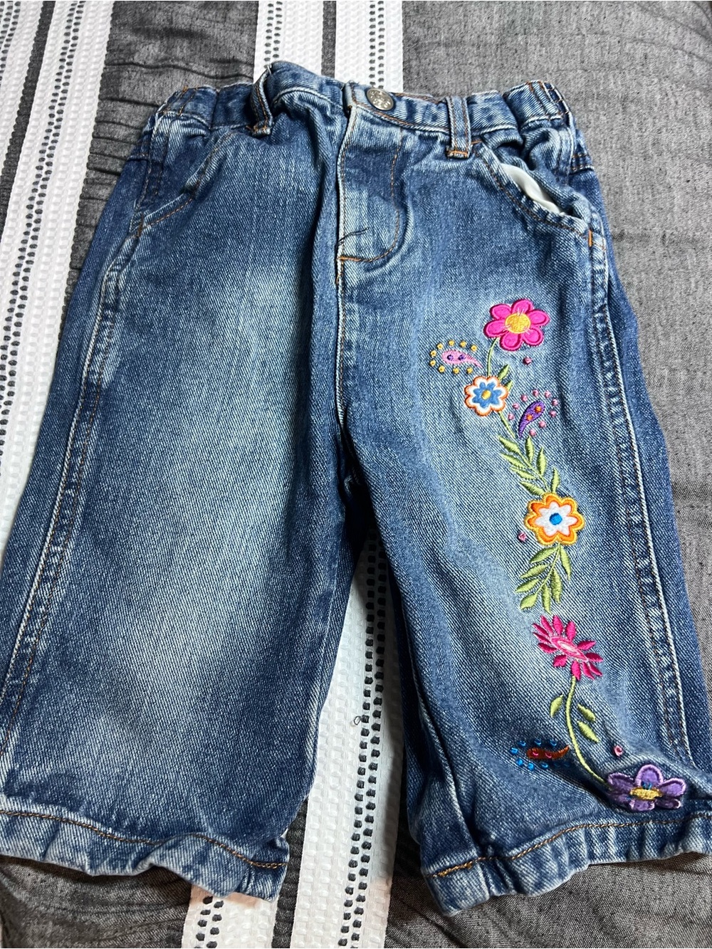 Vtg Blue Girls' Embroidered Floral Jeans